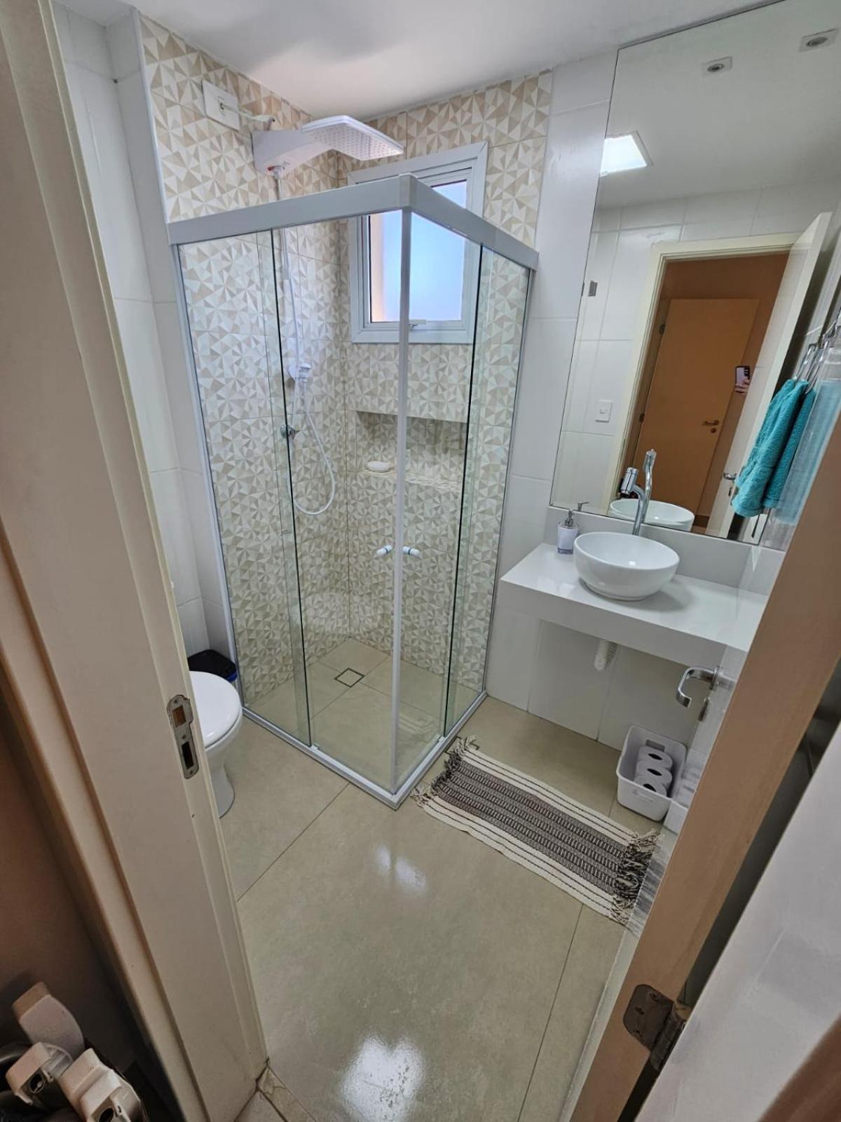 Apto Enseada Com Terraco Gourmet A 5 Minutos Da Apartamento